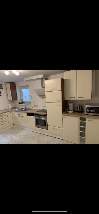 Faridd Ferienwohnung Krefeld Bagian luar foto