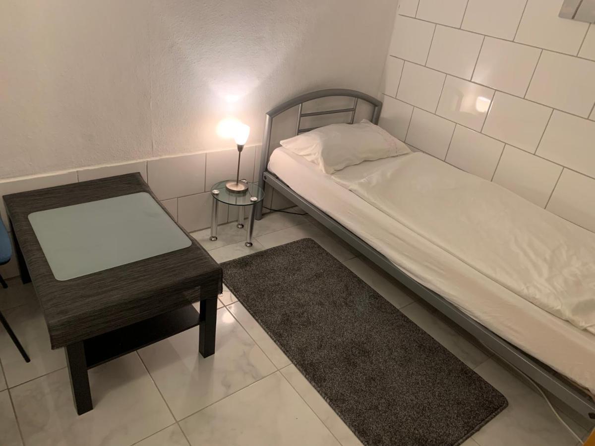 Faridd Ferienwohnung Krefeld Bagian luar foto